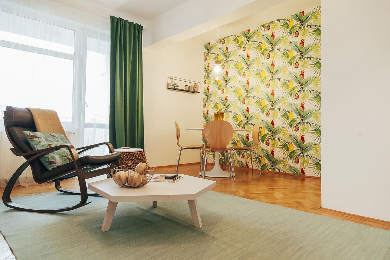 Old Town View Apartment Бухарест Экстерьер фото